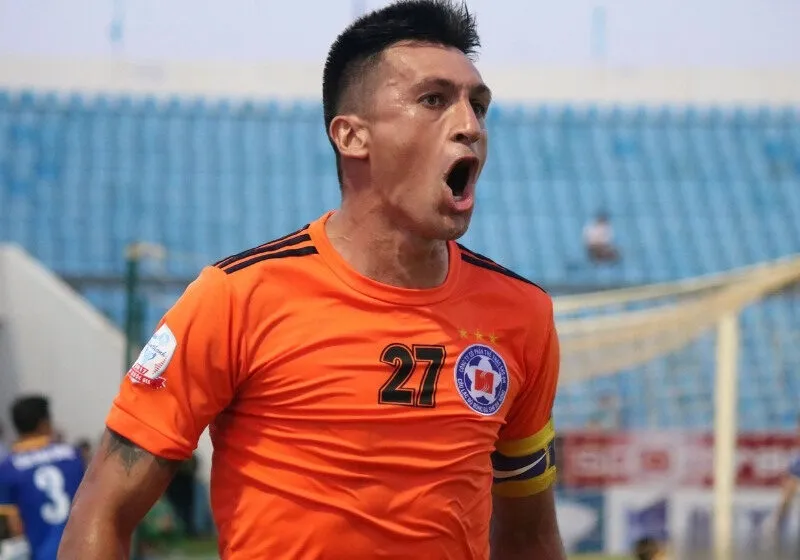 Tiểu sử Đỗ Merlo