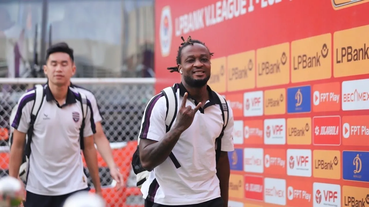 Geoffrey Kizito là ai