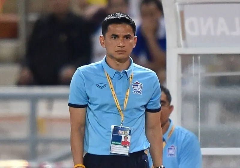 Tiểu sử Kiatisuk Senamuang