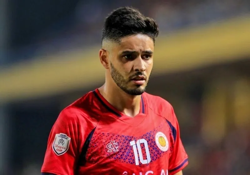 phong cách thi đấu Léo Artur