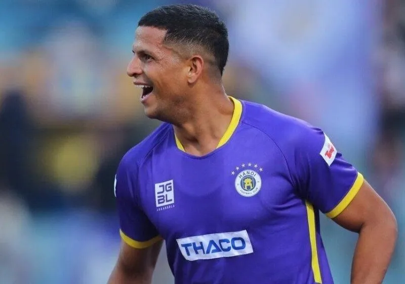 Xuất thân và con đường bóng đá của Lucão do Break