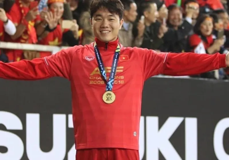 lương xuân trường tuổi