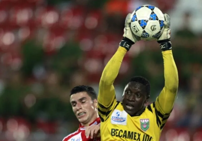 Nguyễn Quốc Thiện Esele chiến đấu máu lửa