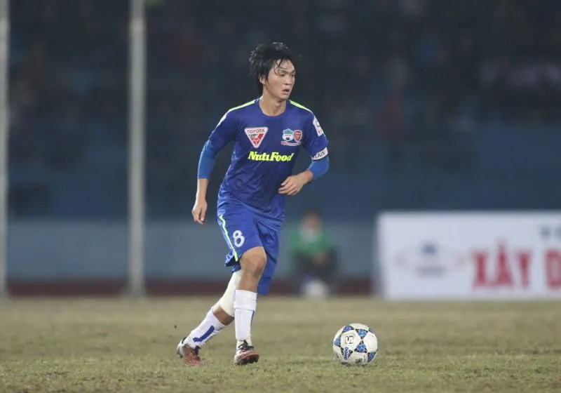 cầu thủ nguyễn tuấn anh