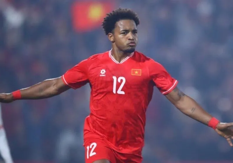 Rafaelson nhập tịch