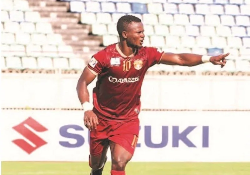 Hành trình đến với bóng đá của Raphael Success