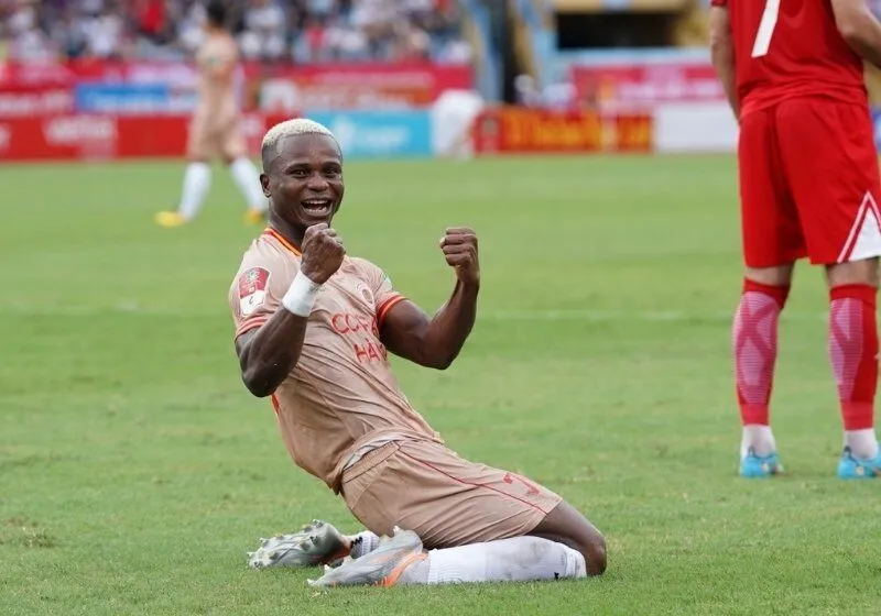 Dấu ấn Raphael Success tại V-League