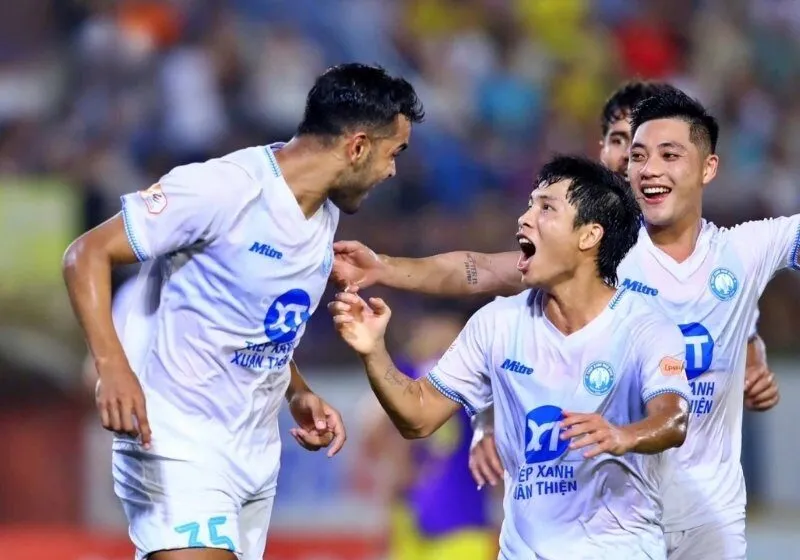 Thép Xanh Nam Định cầu thủ trẻ triển vọng