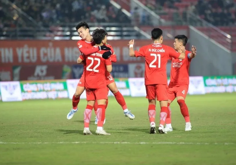 Những thách thức và cơ hội trong tương lai